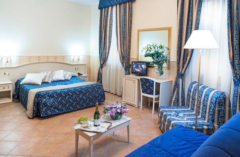 Фото Anfiteatro Flavio