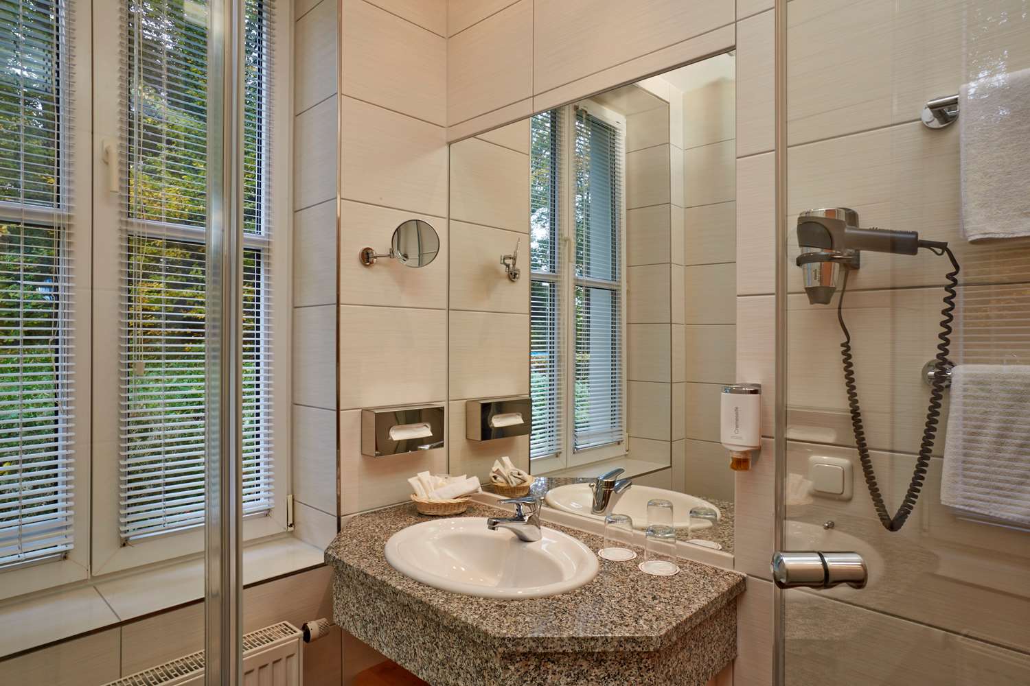 Фото H+ Hotel & SPA Friedrichroda