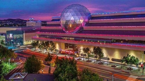 Гостиница Courtyard Reno Downtown/Riverfront в Рино