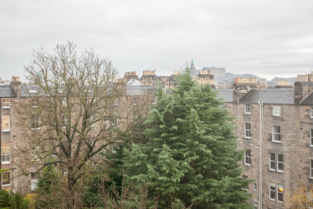 Фото West End Hotel