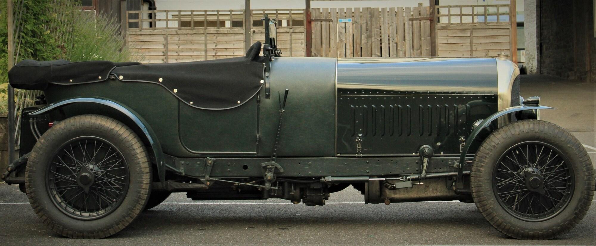 Фото Annandale Arms Hotel