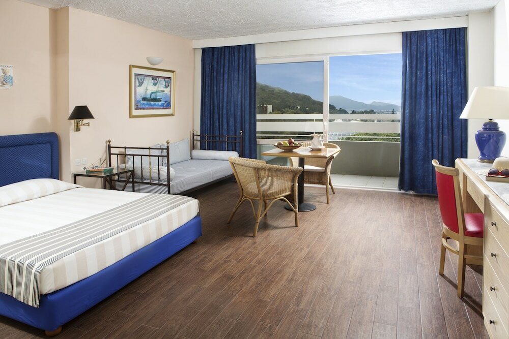 Фото Dionysos Hotel