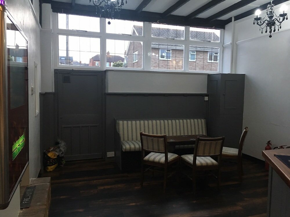 Фото The Old Castle