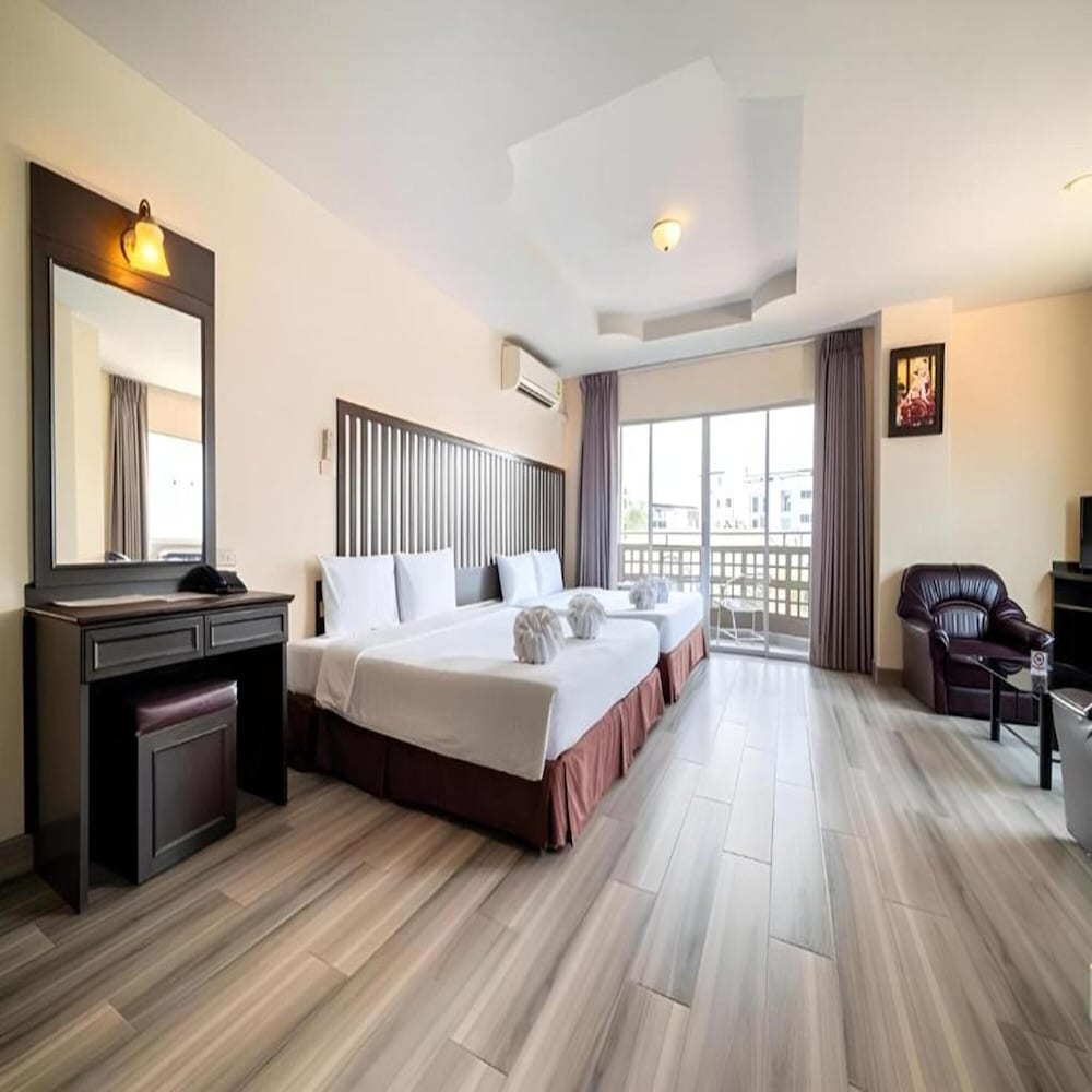 Фото J. A. Villa Pattaya Hotel