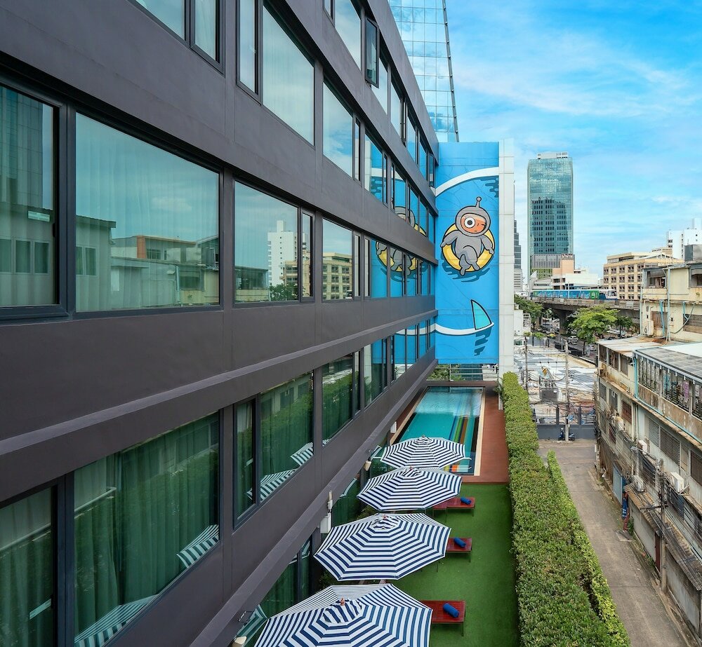 Фото Vic3 Bangkok Hotel