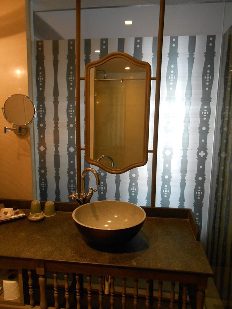 Фото Riva Surya Bangkok