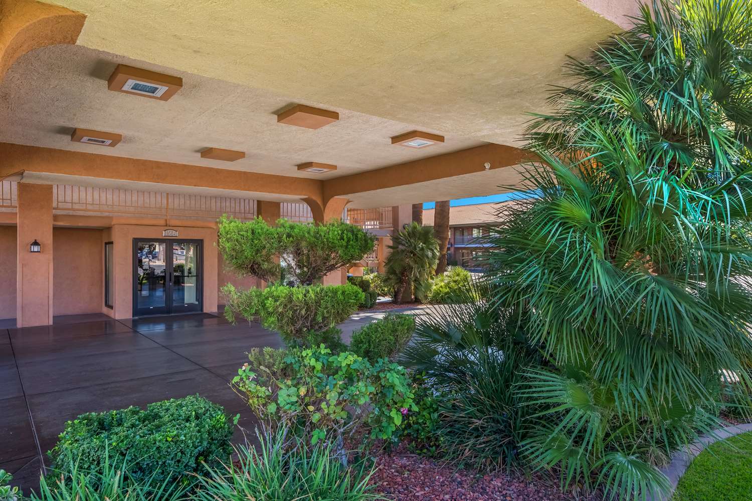 Фото Quality Inn Saint George South Bluff