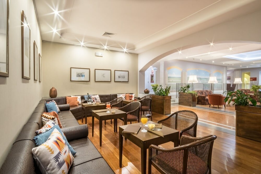 Фото Sina Maria Luigia