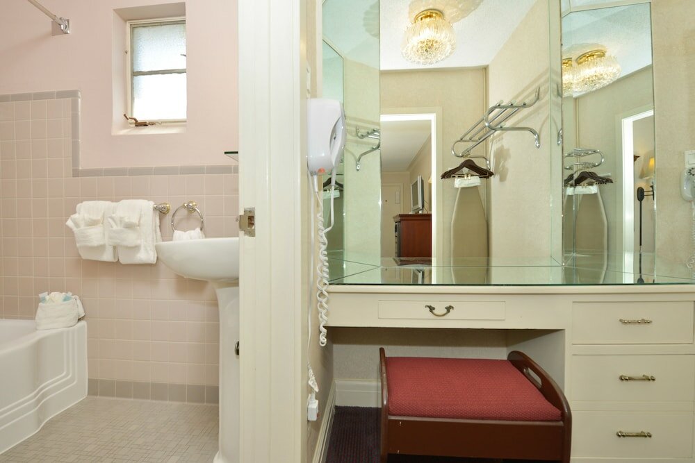 Фото Best Western Route 66 Rail Haven