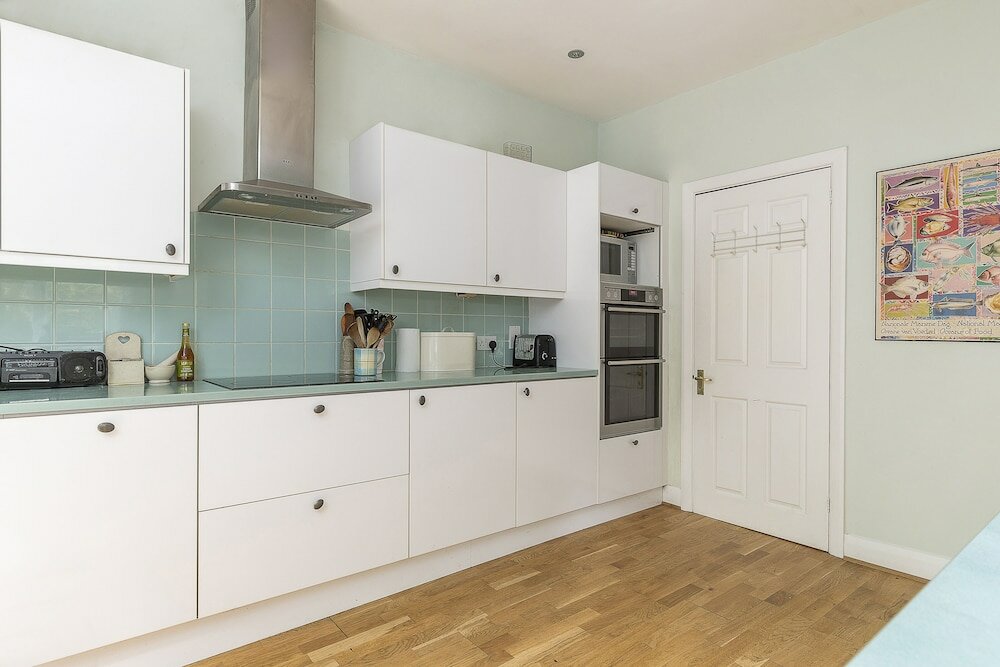 Фото Altido Charming 3 bed house with a rooftop terrace