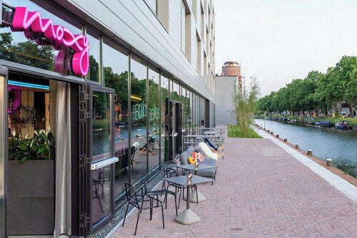 Гостиница Moxy Utrecht в Утрехте
