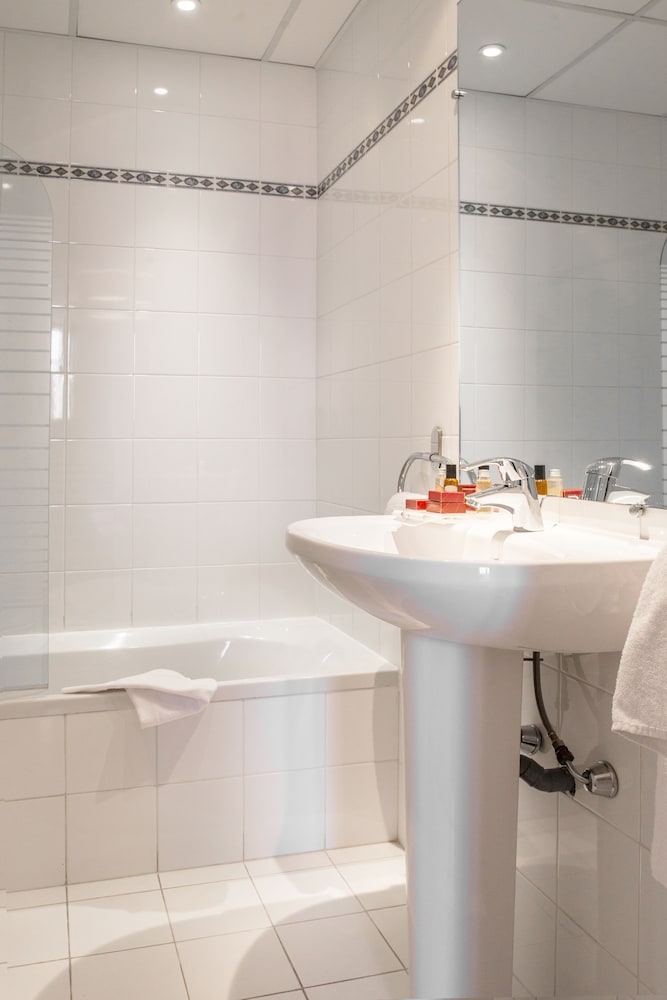 Фото Hotel De France