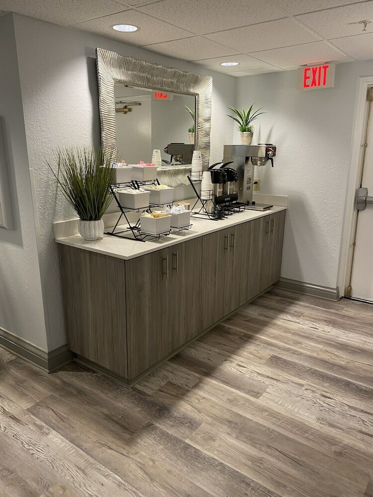 Фото Best Western Tampa