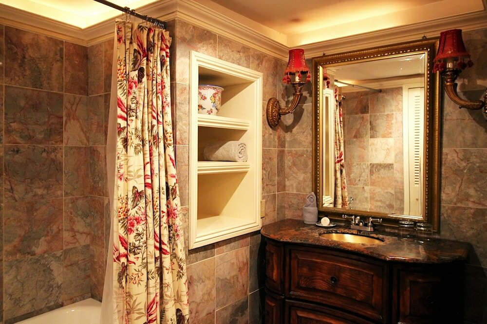 Фото The Olivier House Hotel