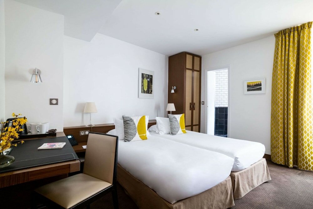 Фото Hotel Le Colisee