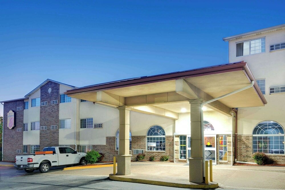 Фото отеля 3