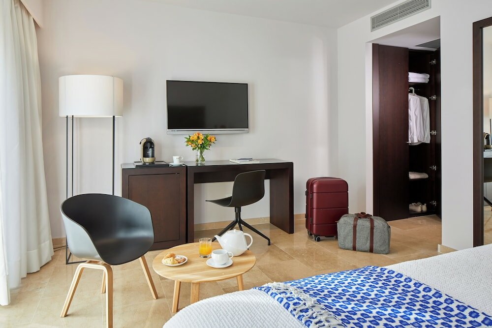 Фото Hotel Rey Alfonso X