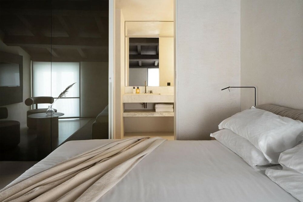 Фото Hotel Scenario