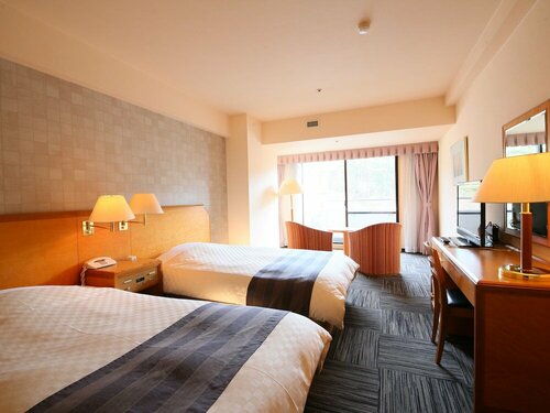 Внешний вид отеля Hotel Regina Kawaguchiko в Фудзикавагутико, фото 3