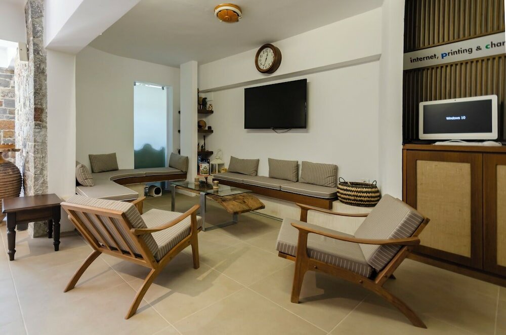 Фото Sarikampos Beach