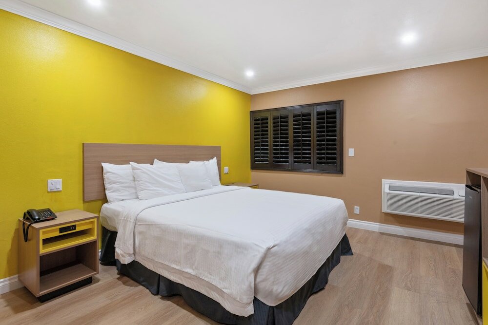 Фото Hotel H Wood