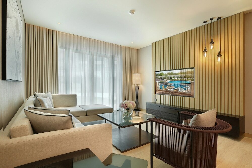 Фото Al Ain Rotana