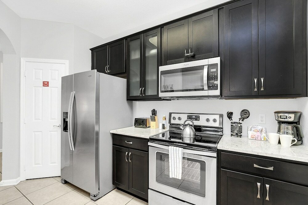 Фото 4862 Cayview Ave № 110