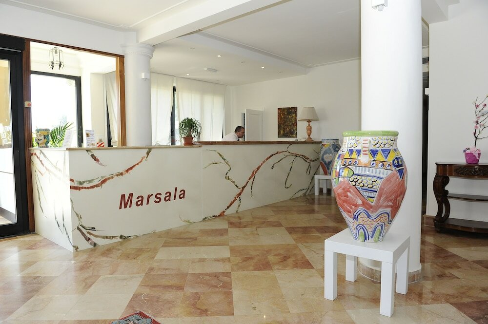 Фото Delfino Beach Hotel