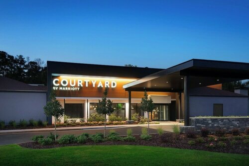 Гостиница Courtyard by Marriott Birmingham Homewood в Бирмингеме