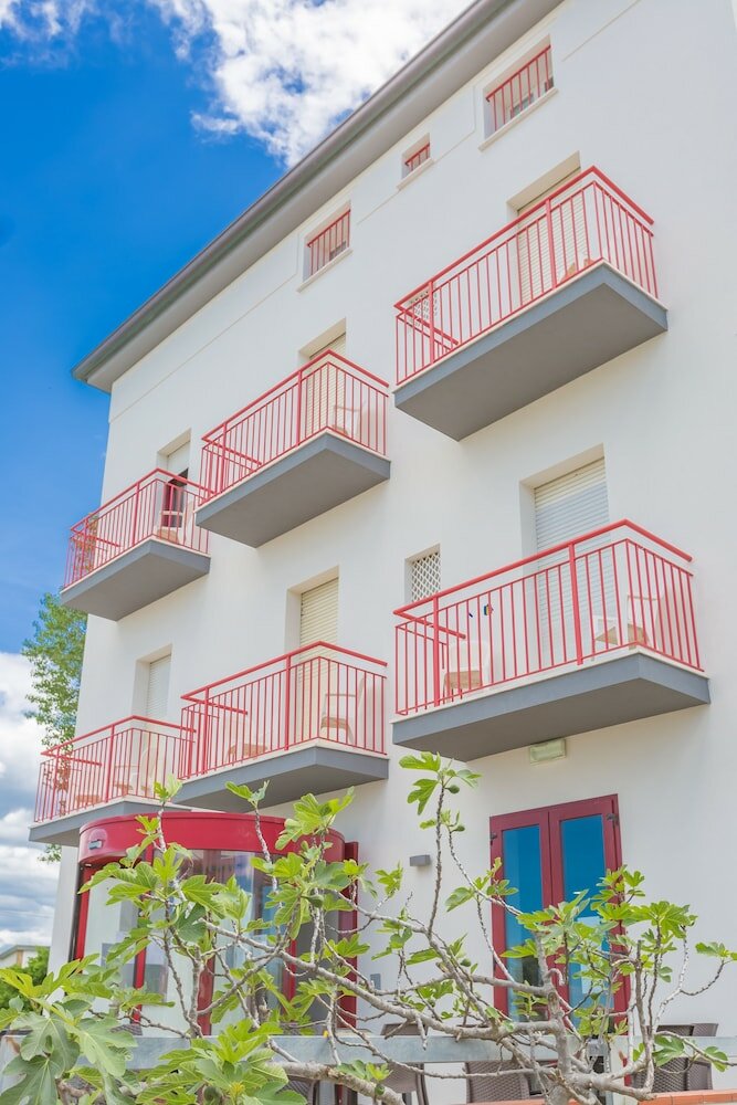 Фото Hotel Marylise