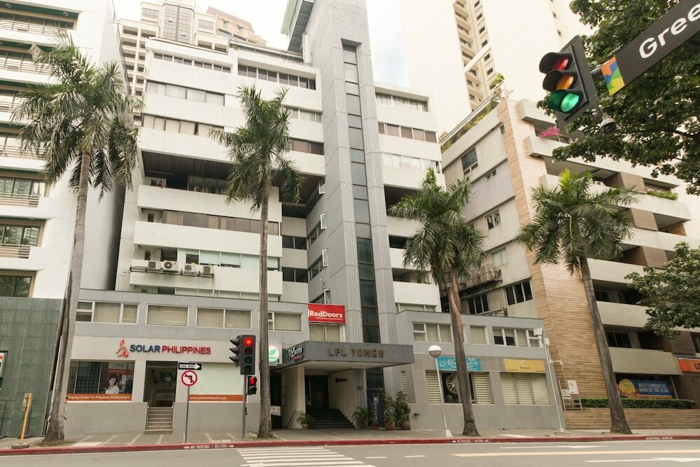 Hotel RedDoorz Premium near Greenbelt Makati, Earth, photo