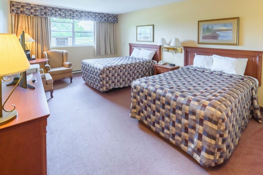 Фото Rodd Mill River Resort