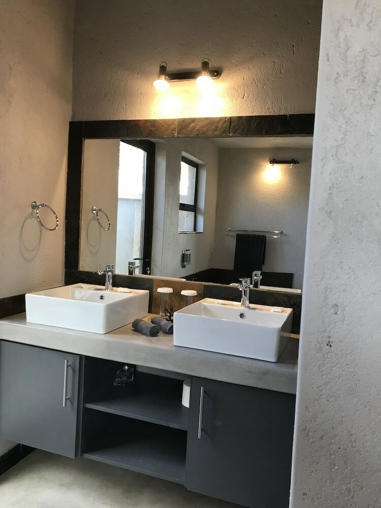 Фото Lindiwe Safari Lodge