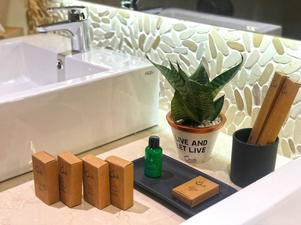 Фото The Radh Hotel