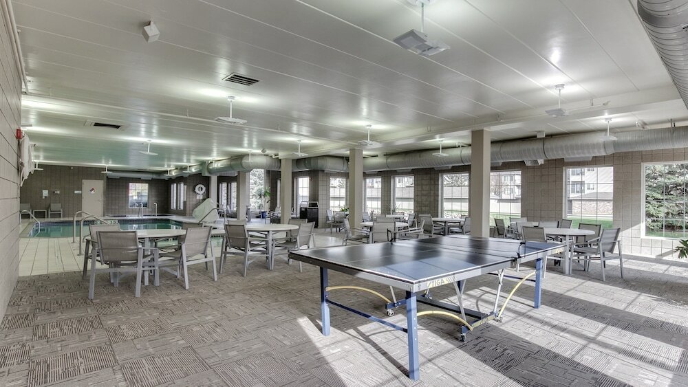 Фото Holiday Inn Express Hotel & Suites St. Cloud, an Ihg Hotel