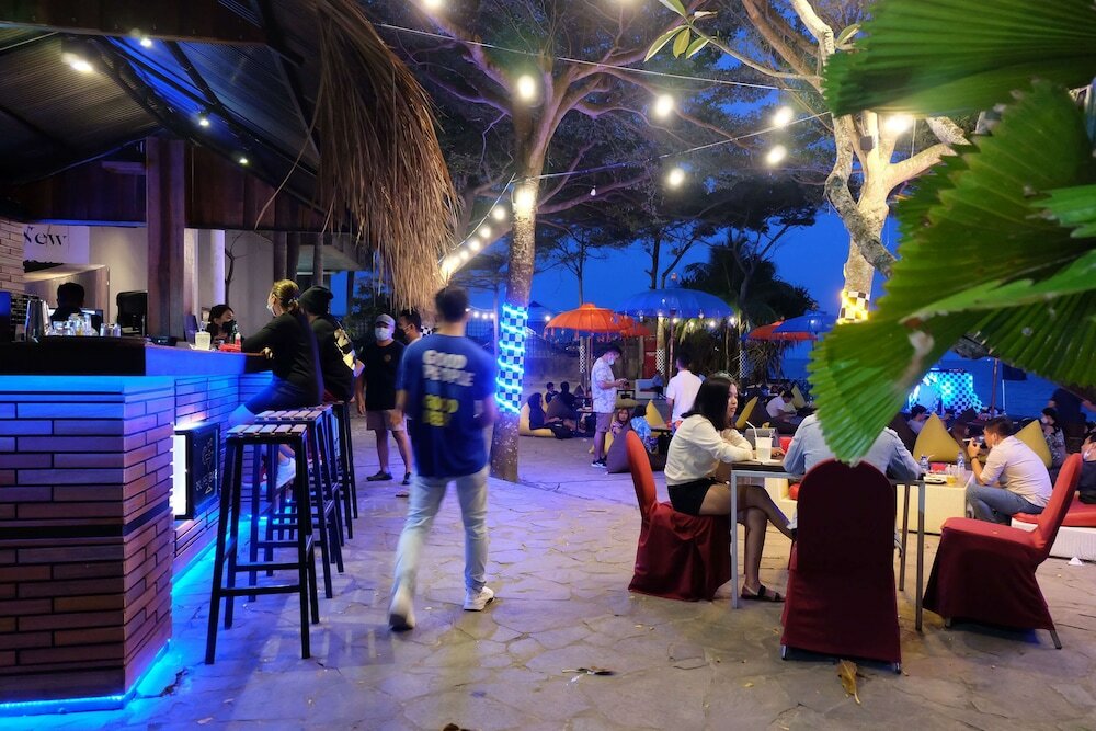 Фото Golden Tulip Balikpapan Hotel & Suites