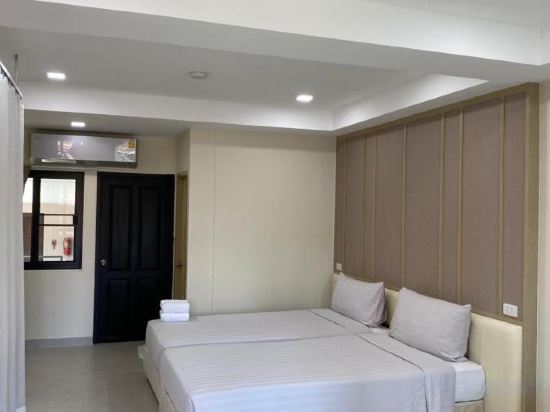 Фото The Shade Residence