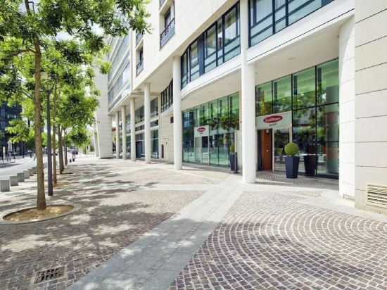 Фото Residhome Appart Hotel Monceau