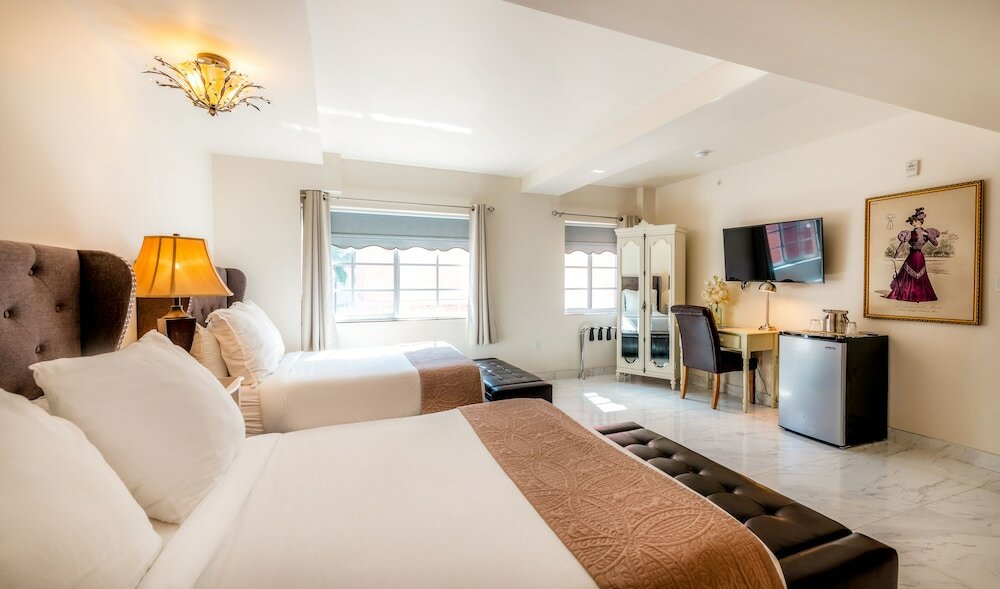 Фото Secret Garden Miami Beach