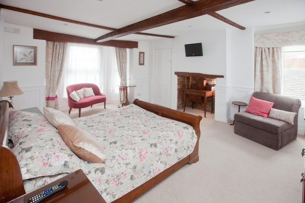 Фото The Old House Guesthouse