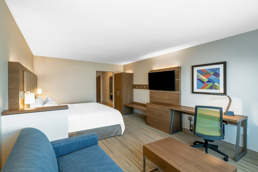 Фото Holiday Inn Express & Suites Phoenix - Airport North, an Ihg Hotel
