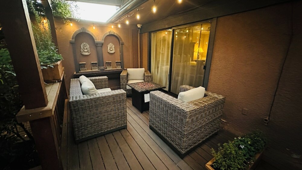 Фото Lantern Light Inn - Romantic Getaway