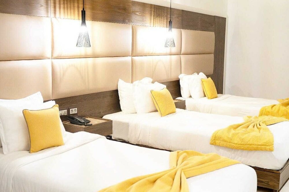 Фото 24991631808