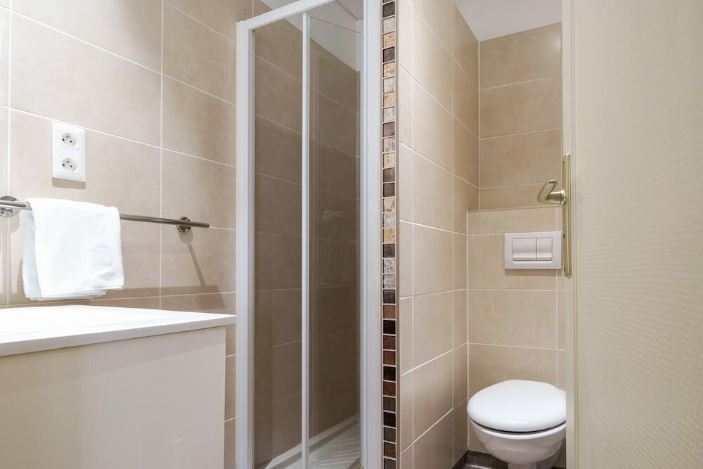 Фото The Originals Boutique, Hôtel Le George, Loches