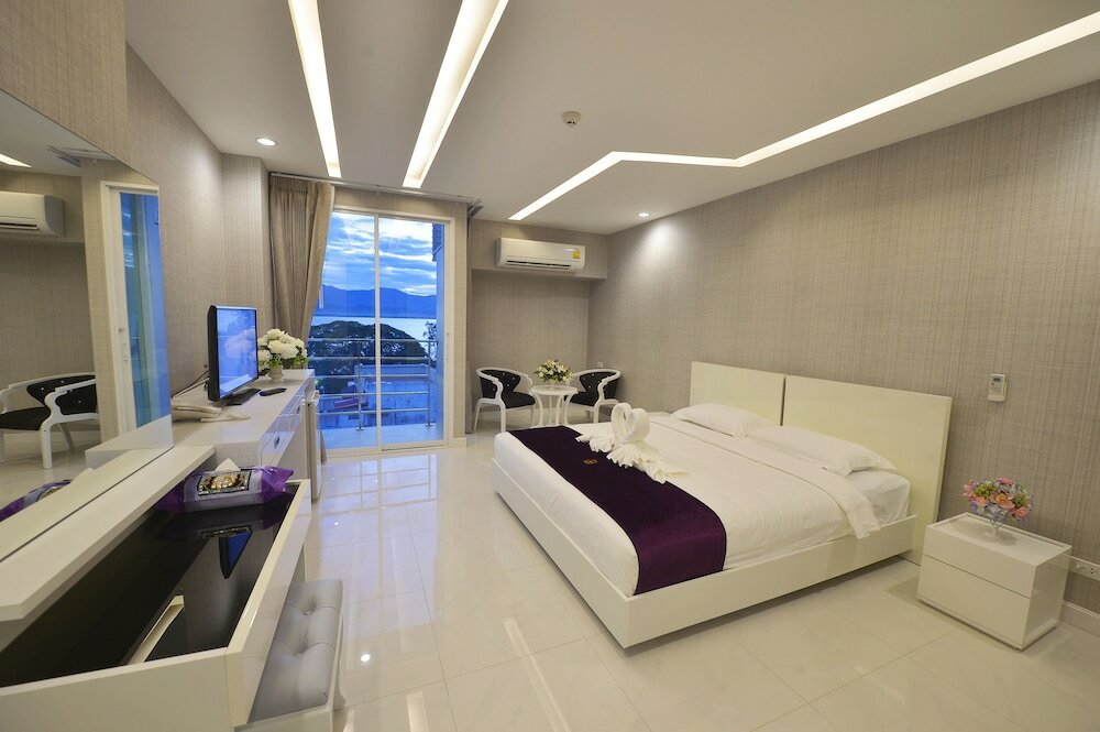 Фото Phuglong Hotel