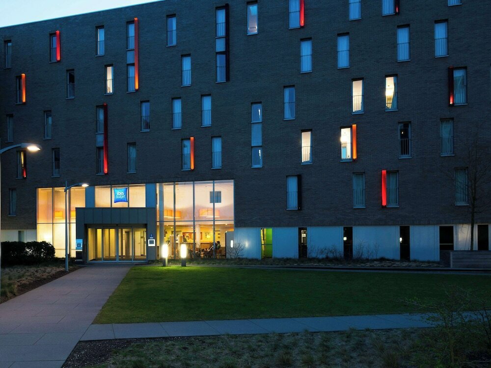 Фото отеля 3