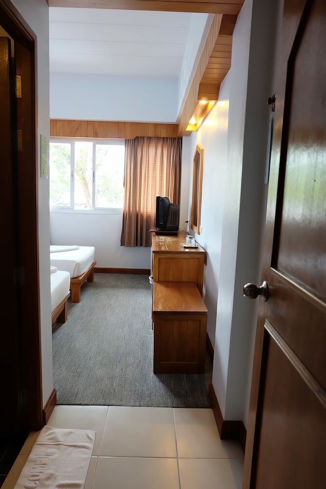 Фото Riverside Hotel