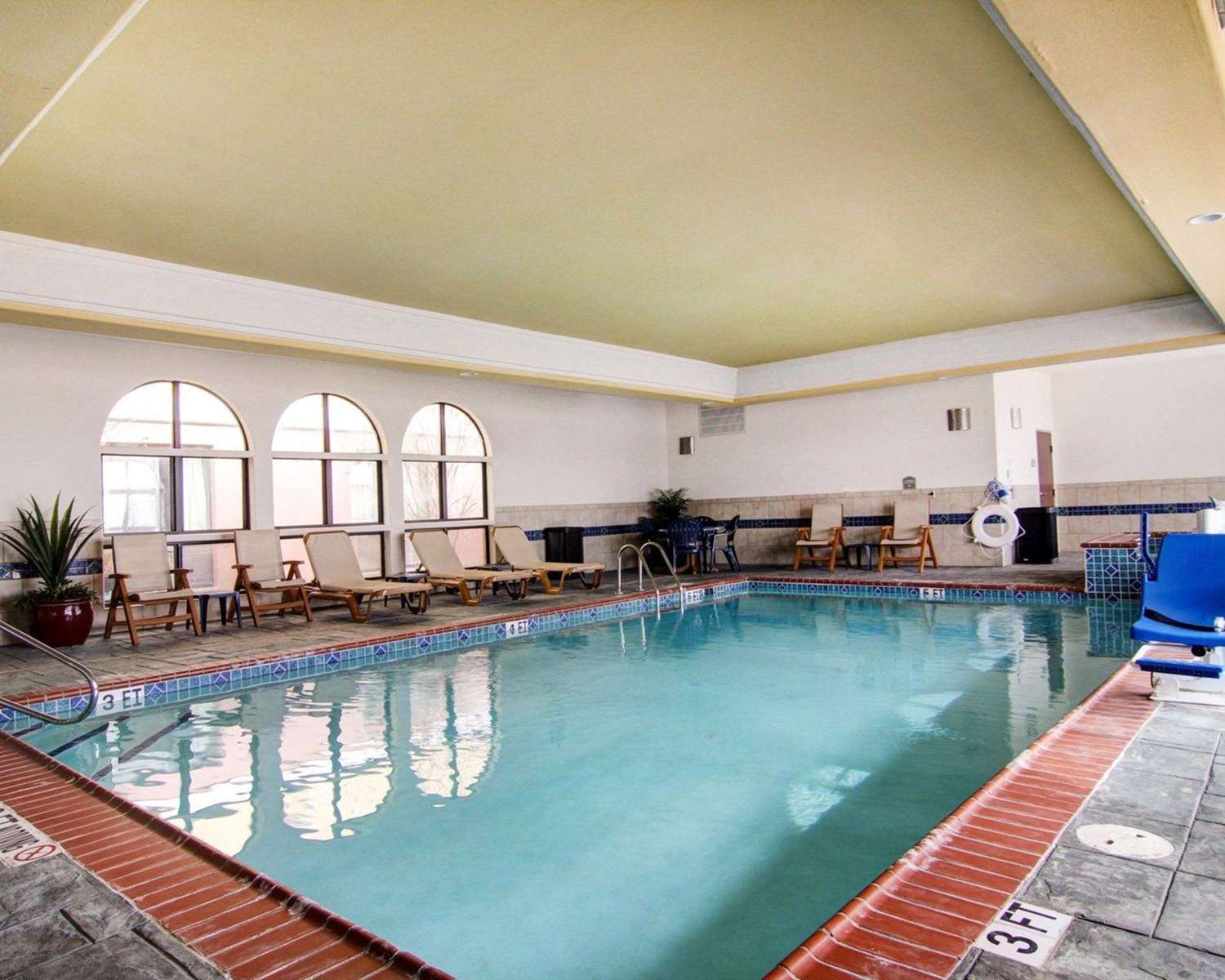 Фото Comfort Suites Fort Stockton