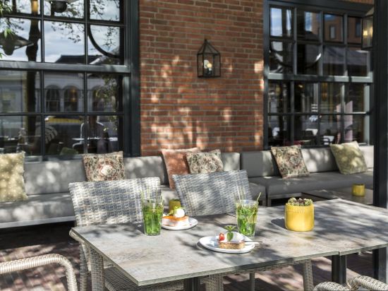 Фото Oranje Hotel Leeuwarden