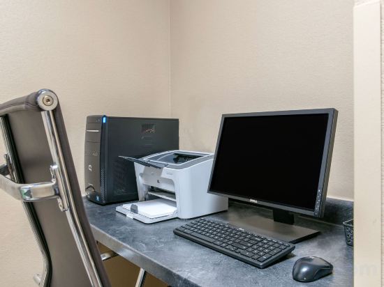 Фото Comfort Inn & Suites Porter near Indiana Dunes